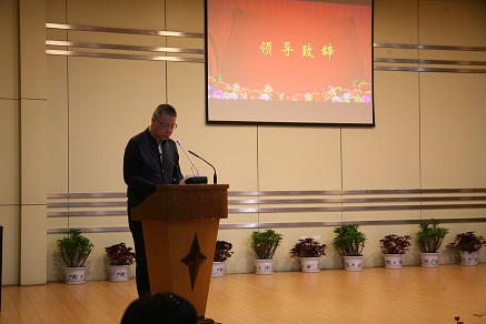 E:\教科院工作 (G)\桌面文件\2017年下半年\10月\全市研讨活动 心检报告撰写 武汉一初\IMG_徐立.jpg